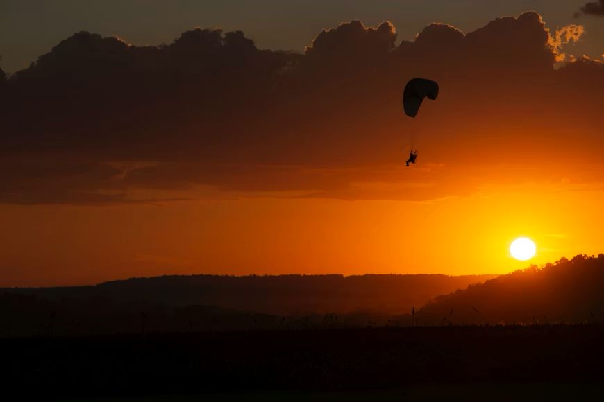 Parapente coucher de soleil Morzine